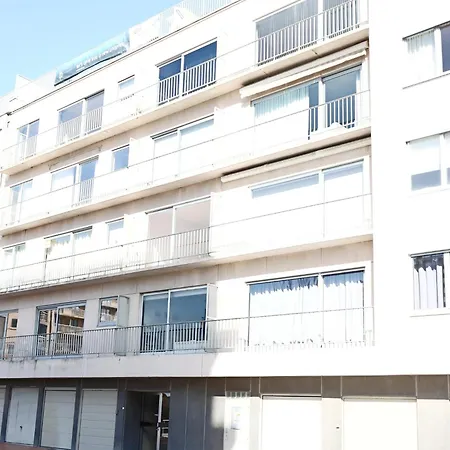 Apartment Arizona 303 Located Close To The *